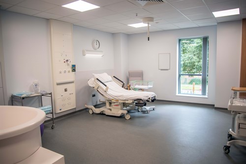 Labour Ward Birthing Pool Room 2 