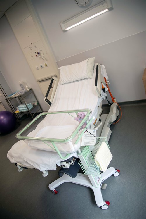 Labour Ward Birthing Pool Room 4 